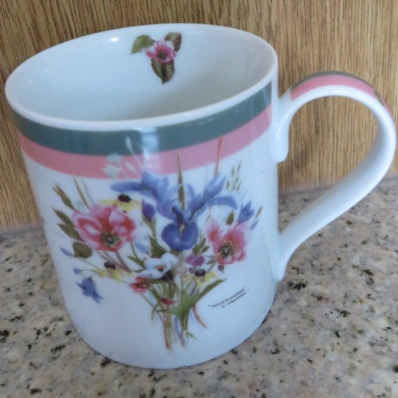 Valerie PFEIFFER Porcelain Cup Floral 8 oz. Capacity (224C) - Picture 2 of 5